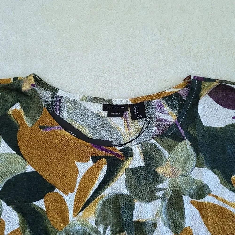 Tahari Floral💐 Linen Top - NWT - Picture 4 of 12